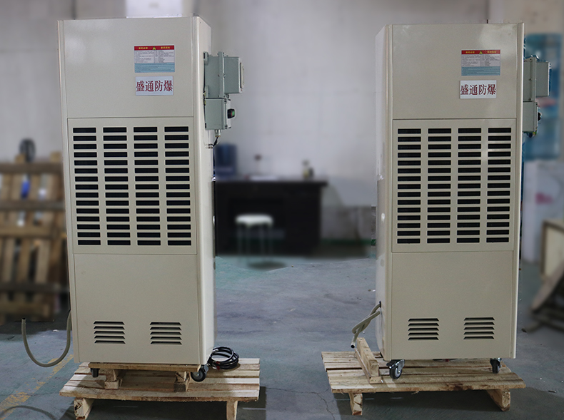 ��������C