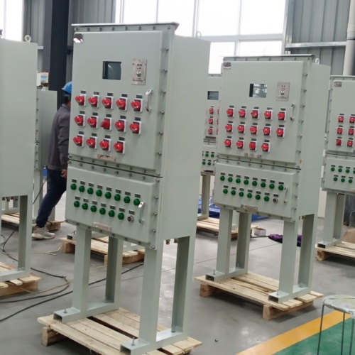 �B�ʅ^�����������f������Ӱ�